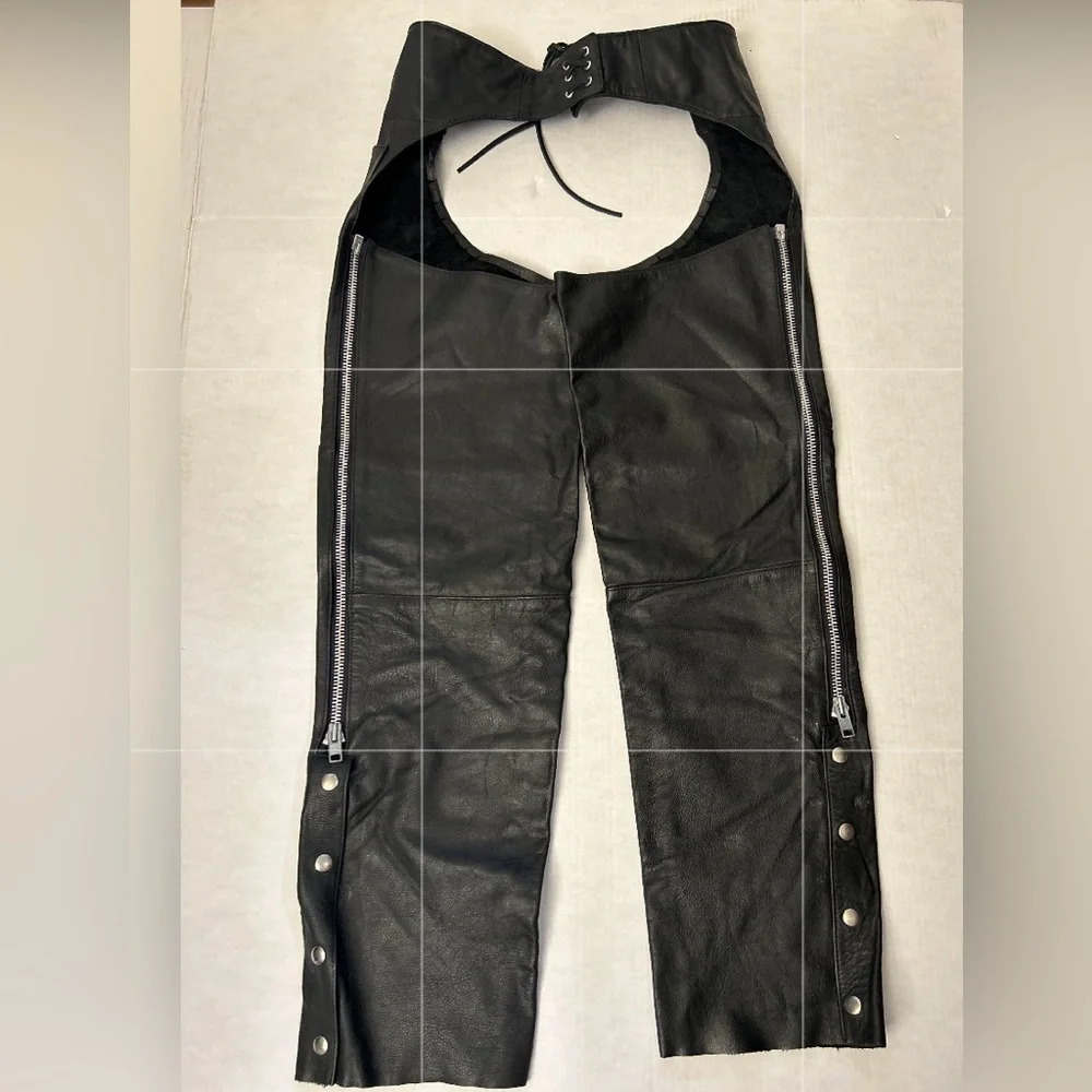 Motorcycle Mens Black Leather Chaps by Prutech Performance Sz-M. CC18